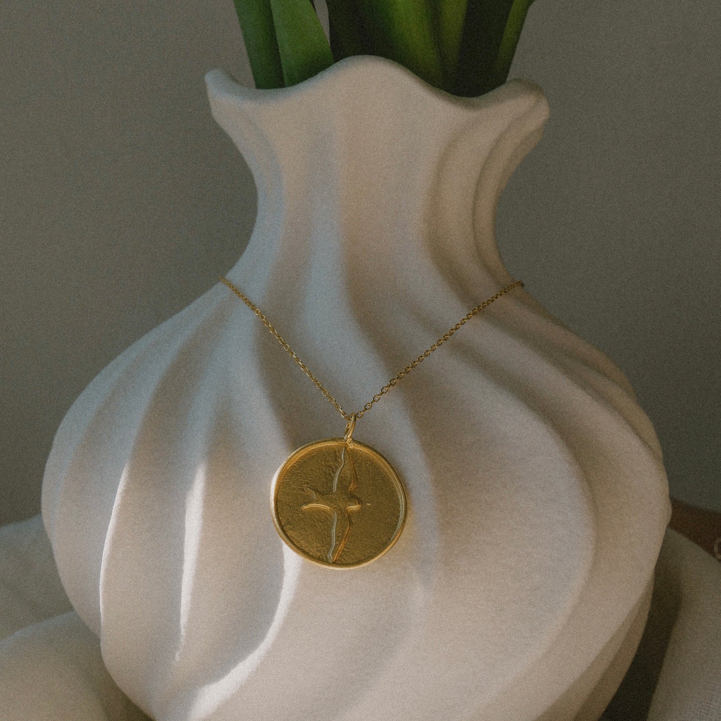 Swallow Necklace Gold