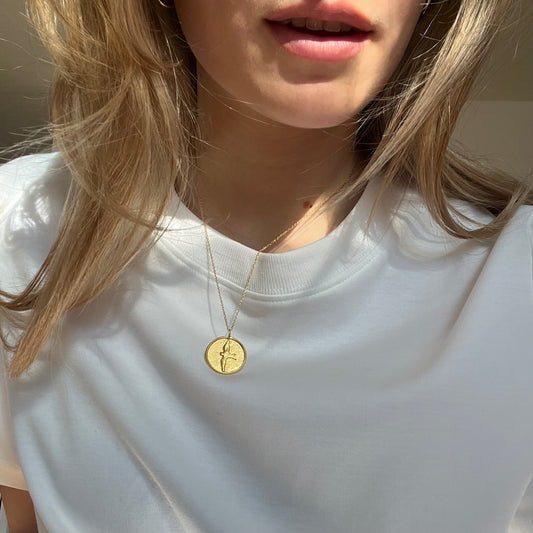 Swallow Necklace Gold