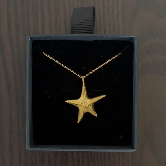 Starfish Necklace Gold